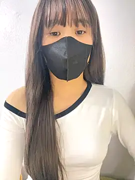 Snapshot of Lucy217 chatting on 11-16-25, 01:06 Lucy217 online show from 11-16-25, 01:06