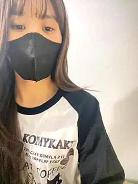 Snapshot of Lucy217 chatting on 11-17-25, 01:06 Lucy217 online show from 11-17-25, 01:06