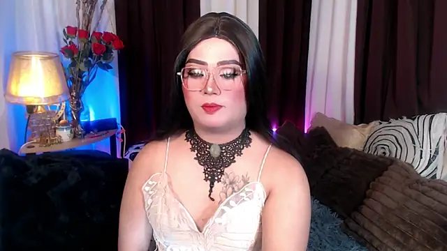 Snapshot of YourSweet-mich chatting on 02-09-26, 07:23 YourSweet-mich online show from 02-09-26, 07:23