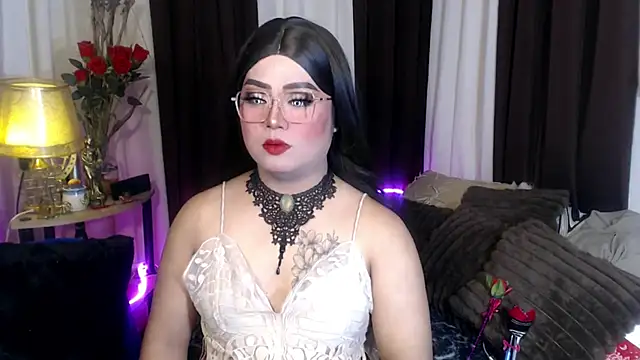 Snapshot of YourSweet-mich chatting on 02-14-26, 03:58 YourSweet-mich online show from 02-14-26, 03:58