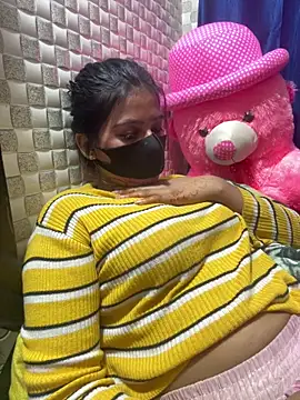 Hot Jaanvi  online show from 03-04-26, 04:46