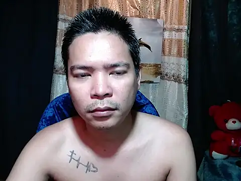 MANIACasianX online show from 05-11-26, 05:43