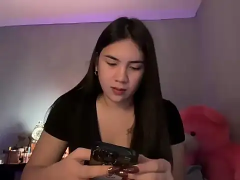 Snapshot of wild_flowerx chatting on 05-04-26, 04:14 wild flowerx online show from 05-04-26, 04:14