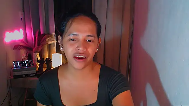 Snapshot of Lorainnelustts chatting on 12-16-25, 09:58 Lorainnelustts online show from 12-16-25, 09:58