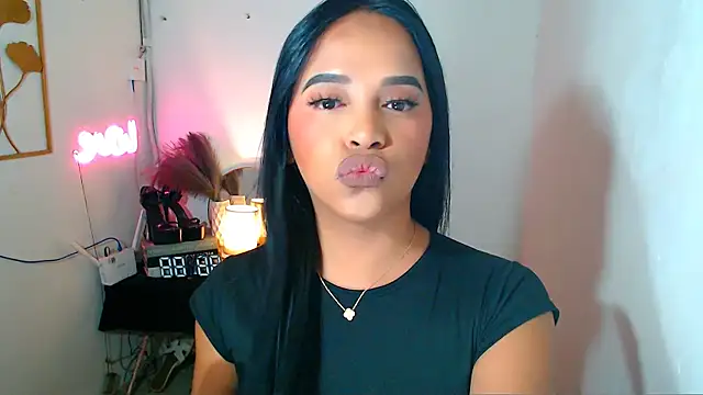 Lorainnelustts online show from 03-09-26, 02:15