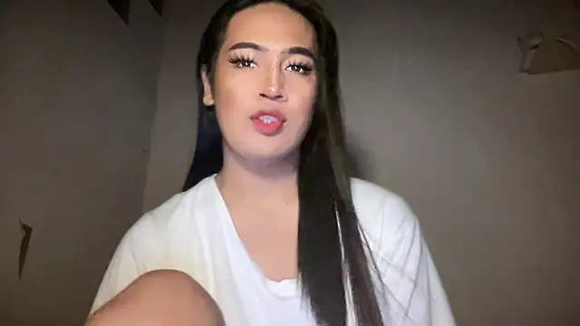 Snapshot of fallon_empress143 chatting on 11-05-25, 08:20 fallon empress143 online show from 11-05-25, 08:20