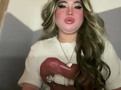 Snapshot of Naughtyrosecum chatting on 11-06-25, 03:29 Naughtyrosecum online show from 11-06-25, 03:29