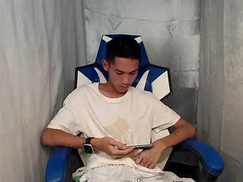 riks tyler online show from 03-04-26, 07:53