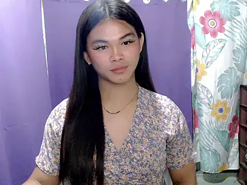Snapshot of urgirljane chatting on 04-29-26, 05:30 urgirljane online show from 04-29-26, 05:30
