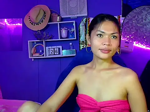 urgirljane online show from 06-26-26, 07:07