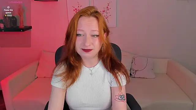 Violet Griffen online show from 05-25-26, 03:51