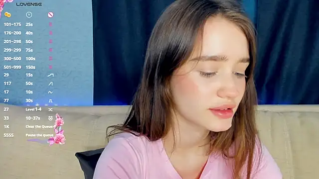 lovelyalivia online show from 02-13-26, 10:22