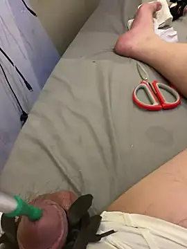 Hsksjdwujajzj online show from 03-17-26, 04:54