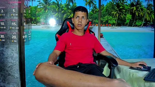 BigMonstercoks69 online show from 09-26-25, 02:26