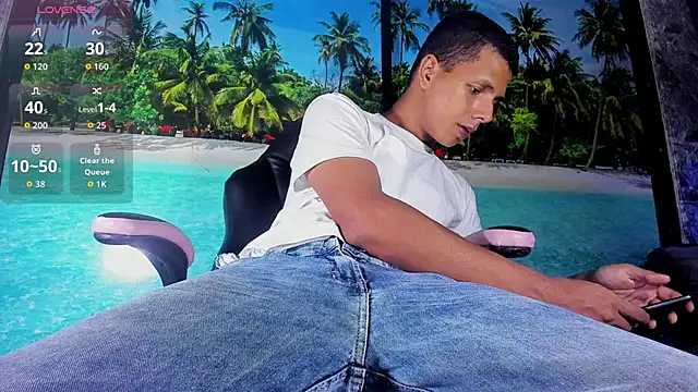 BigMonstercoks69 online show from 03-10-26, 11:43