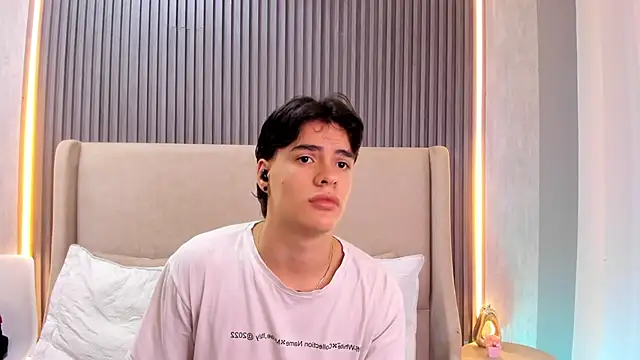 BenitoSaenz online show from 11-14-25, 10:36