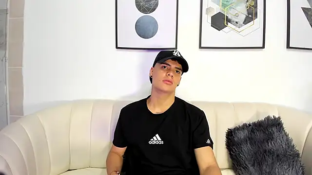 BenitoSaenz online show from 04-19-26, 12:37