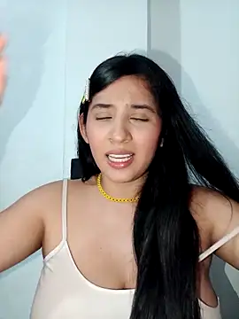 Snapshot of VALENTINA_ROUSE_ chatting on 10-11-25, 03:17 VALENTINA ROUSE online show from 10-11-25, 03:17