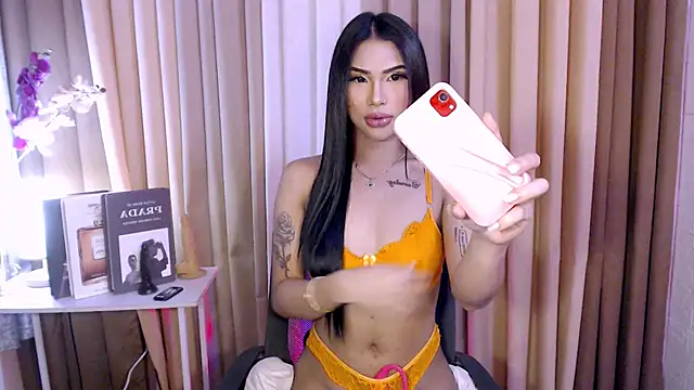 Snapshot of Megan_sativa chatting on 11-11-25, 05:29 Megan sativa online show from 11-11-25, 05:29