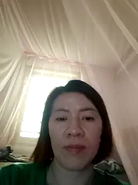 Snapshot of Hailey_babe chatting on 10-22-25, 02:23 Hailey babe online show from 10-22-25, 02:23