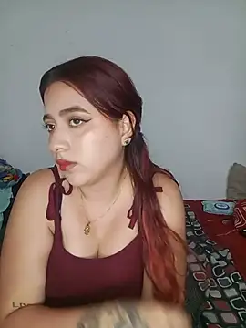 Snapshot of Chloe_Sky_love chatting on 05-10-26, 03:12 Chloe Sky love online show from 05-10-26, 03:12