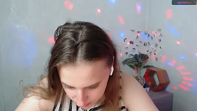 AmandaDimond  online show from 06-04-26, 02:34