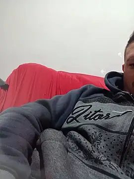 Suamulherfeliz online show from 06-17-26, 10:39