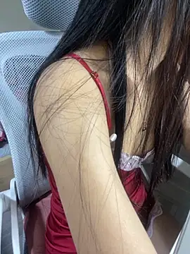 Mina048 online show from 11-13-25, 04:06