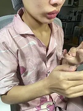 Mina048 online show from 12-19-25, 04:25