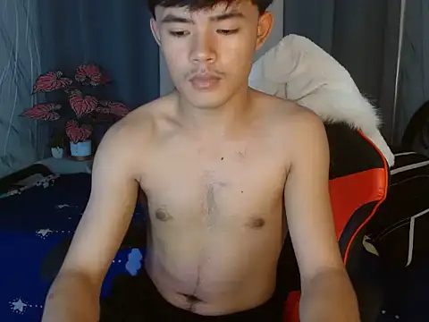 YourNaughtyTwink 69 online show from 04-24-26, 09:01