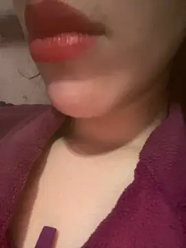 Mimisixo online show from 04-12-26, 06:57