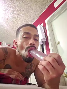 Snapshot of Cnutt310 chatting on 09-23-25, 08:12 Cnutt310 online show from 09-23-25, 08:12