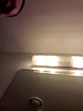 Snapshot of Cnutt310 chatting on 11-08-25, 05:18 Cnutt310 online show from 11-08-25, 05:18