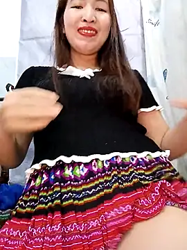 Snapshot of Ariana-Vy chatting on 12-16-25, 01:43 Ariana-Vy online show from 12-16-25, 01:43