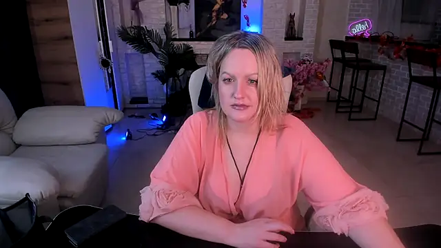 MariemLui online show from 11-05-25, 03:12