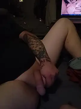 Snapshot of Twoslipperywhenwett chatting on 12-14-25, 06:56 Twoslipperywhenwett online show from 12-14-25, 06:56