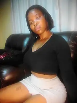 Snapshot of CharlotteXXX chatting on 03-13-26, 10:27 CharlotteXXX online show from 03-13-26, 10:27