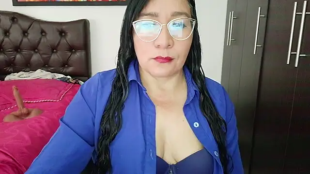 Grace mature milf online show from 06-12-26, 11:20