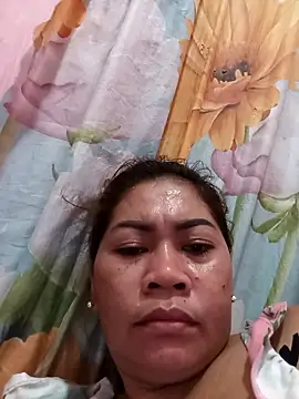 sexybitch 02 online show from 04-22-26, 07:00