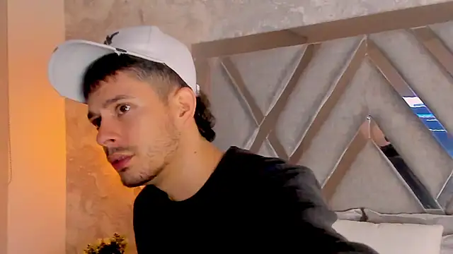 nils saint online show from 11-18-25, 04:39