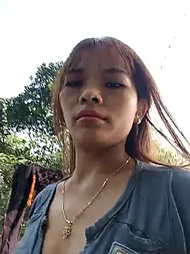 Snapshot of Ocnguyety chatting on 11-15-25, 01:47 Ocnguyety online show from 11-15-25, 01:47