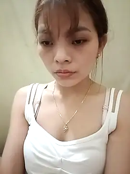 Snapshot of Ocnguyety chatting on 12-04-25, 12:36 Ocnguyety online show from 12-04-25, 12:36