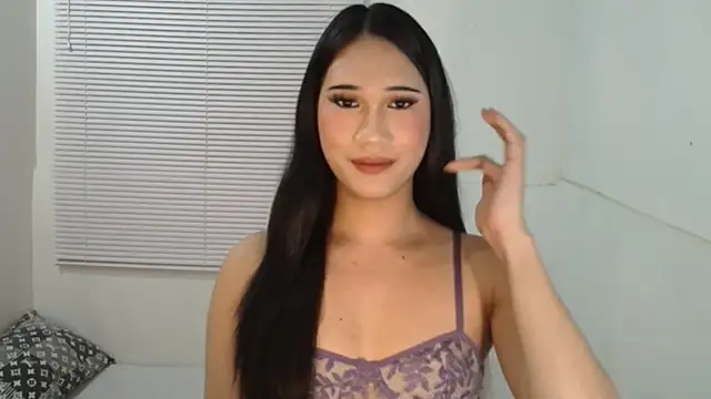 Snapshot of Leighs_Celine chatting on 02-04-26, 08:58 Leighs Celine online show from 02-04-26, 08:58