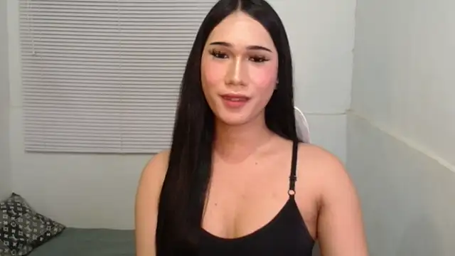 Snapshot of Leighs_Celine chatting on 03-07-26, 01:57 Leighs Celine online show from 03-07-26, 01:57