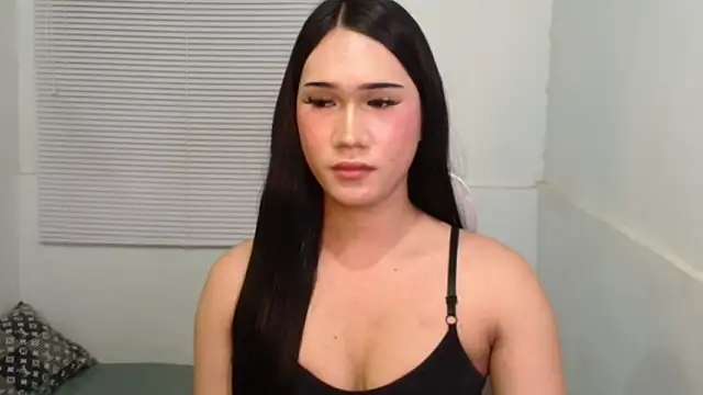 Snapshot of Leighs_Celine chatting on 03-07-26, 11:46 Leighs Celine online show from 03-07-26, 11:46