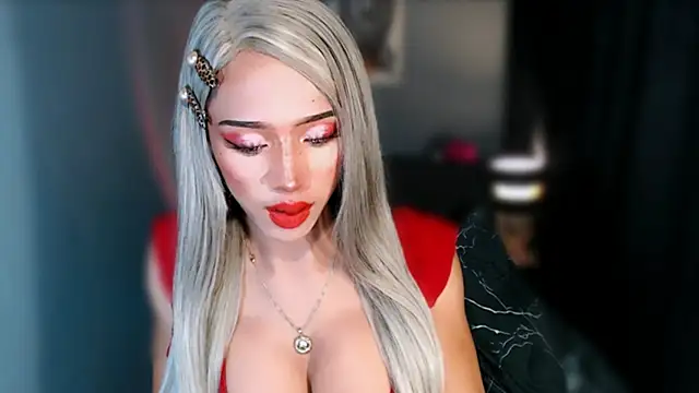 AiraCumSlut online show from 05-15-26, 11:34