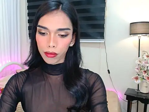 Snapshot of angelaxmonroe chatting on 09-15-25, 02:28 angelaxmonroe online show from 09-15-25, 02:28