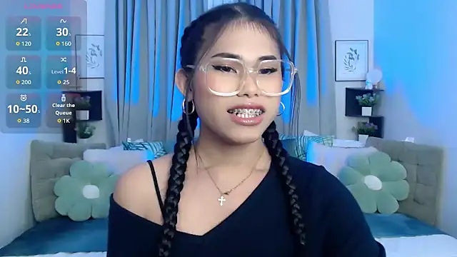 PrettyBlythes TS online show from 10-25-25, 09:28