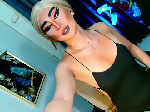 Queen yasii 88 online show from 10-07-25, 03:42