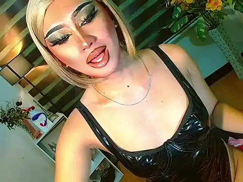 Queen yasii 88 online show from 04-19-26, 01:54